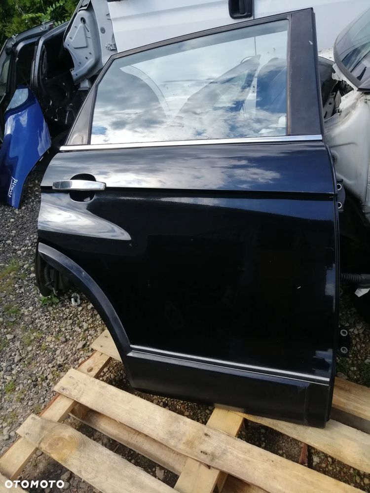 Chevrolet Captiva C100 drzwi kompletne kod lakieru 19U Black Mica bez korozji EU - 26