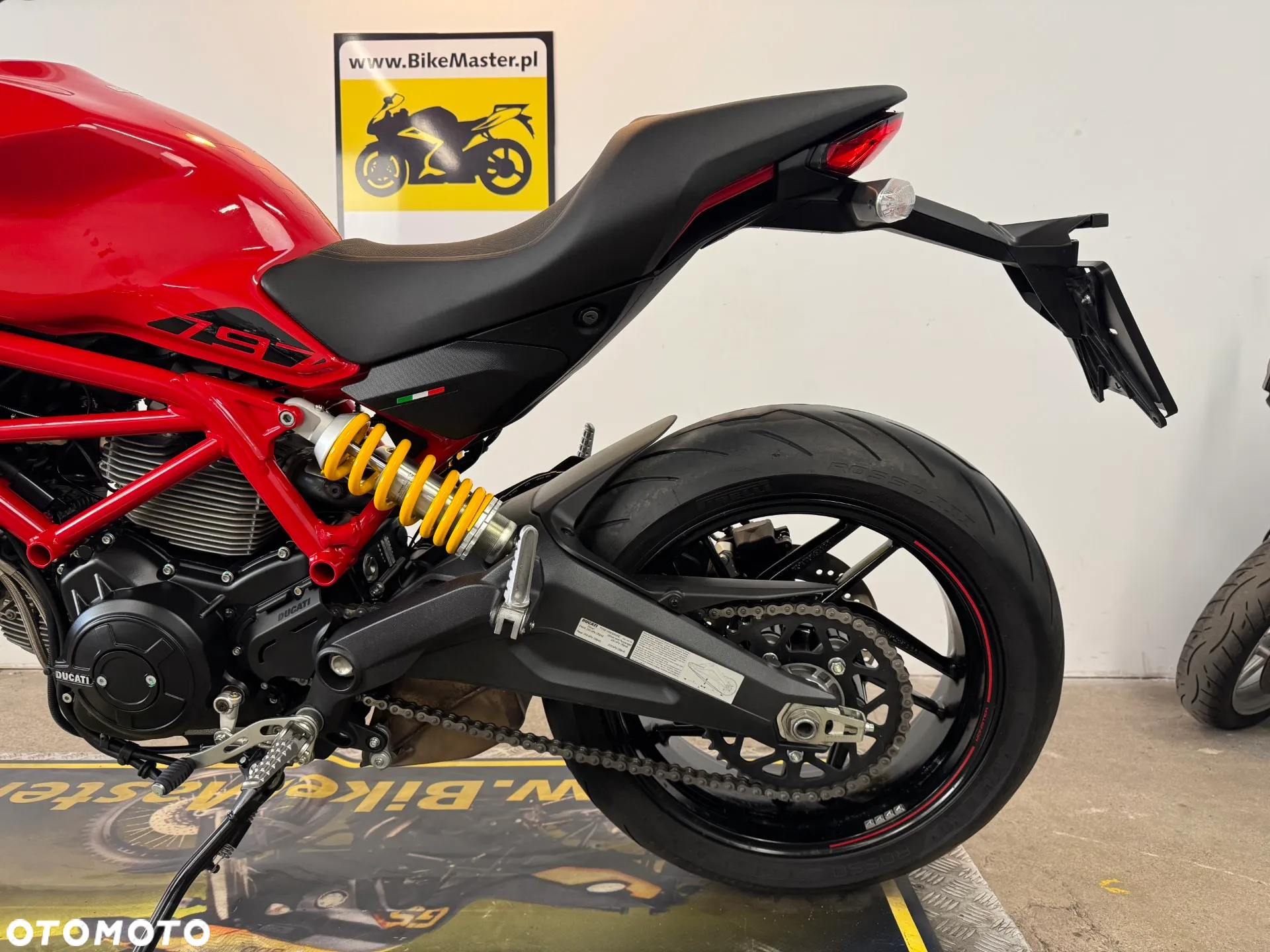 Ducati Monster - 26