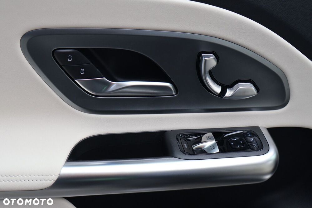 Mercedes-Benz GLB - 19
