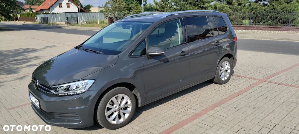 Volkswagen Touran 2.0 TDI SCR DSG ACTIVE - 2