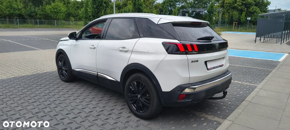 Peugeot 3008 1.2 PureTech Allure S&S EAT6 - 6