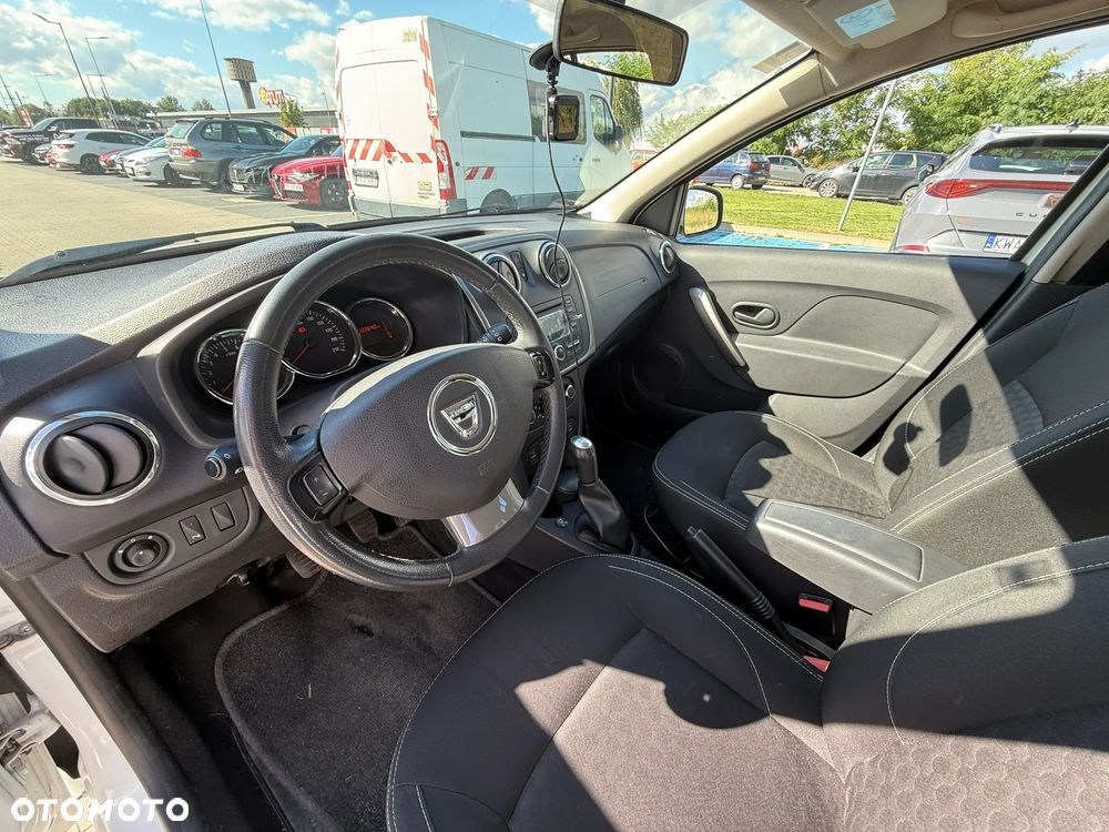 Dacia Sandero 1.2 16V Laureate - 6