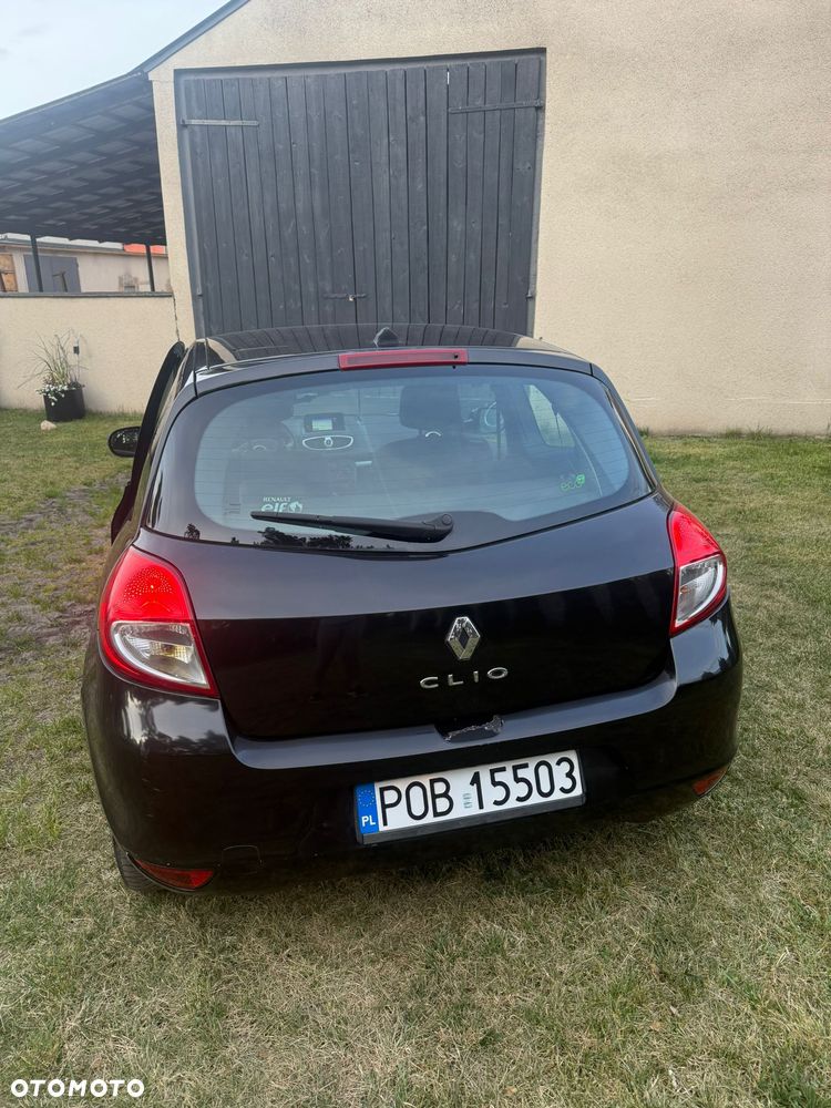 Renault Clio 1.2 16V 75 GPS - 4