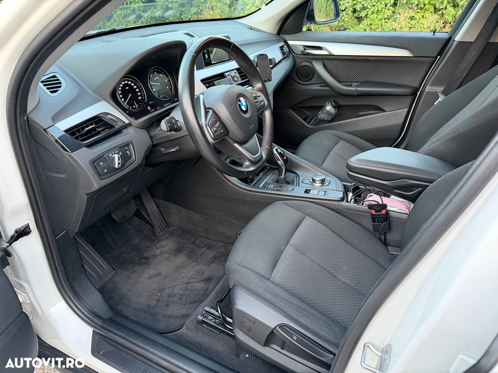 BMW X1 sDrive20d AT - 8