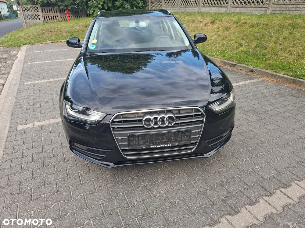 Audi A4 Avant - 16