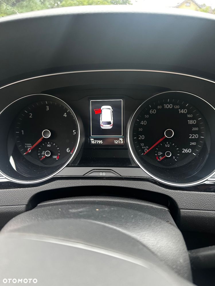 Volkswagen Passat - 7