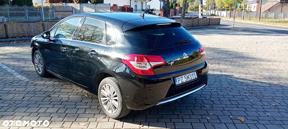Citroen C4 2011 photo 4