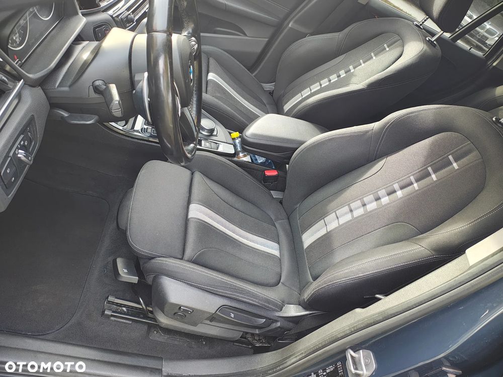 BMW X1 - 16