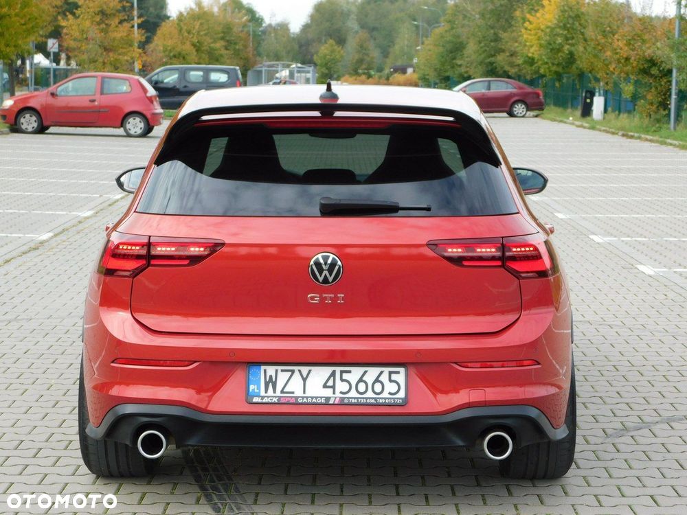 Volkswagen Golf - 17