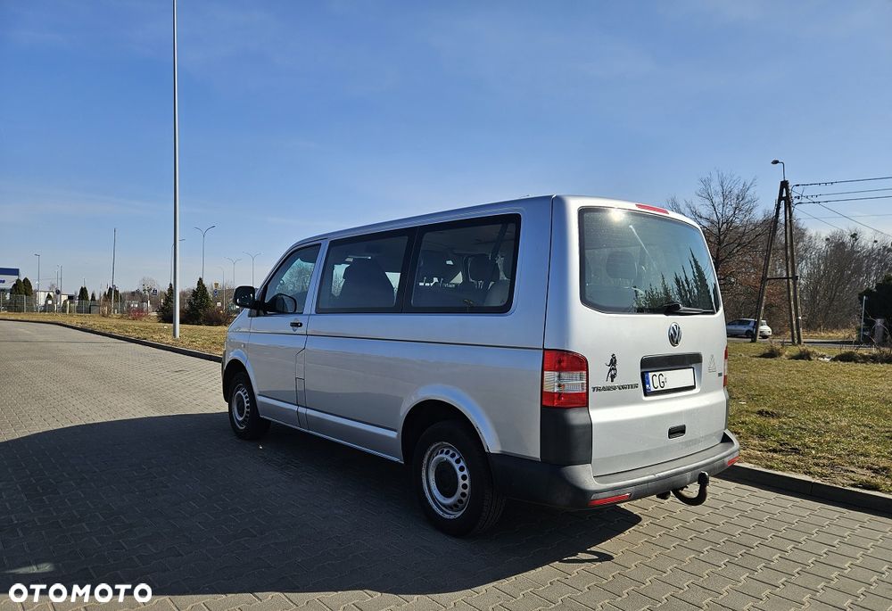Volkswagen Transporter - 4