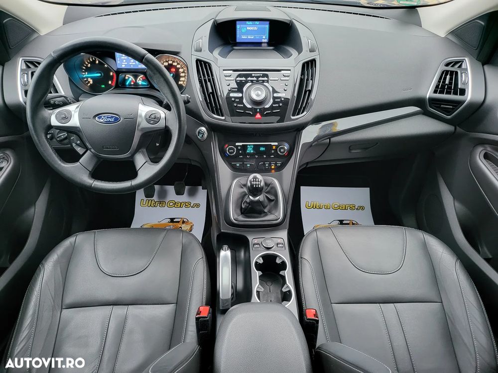 Ford Kuga - 9