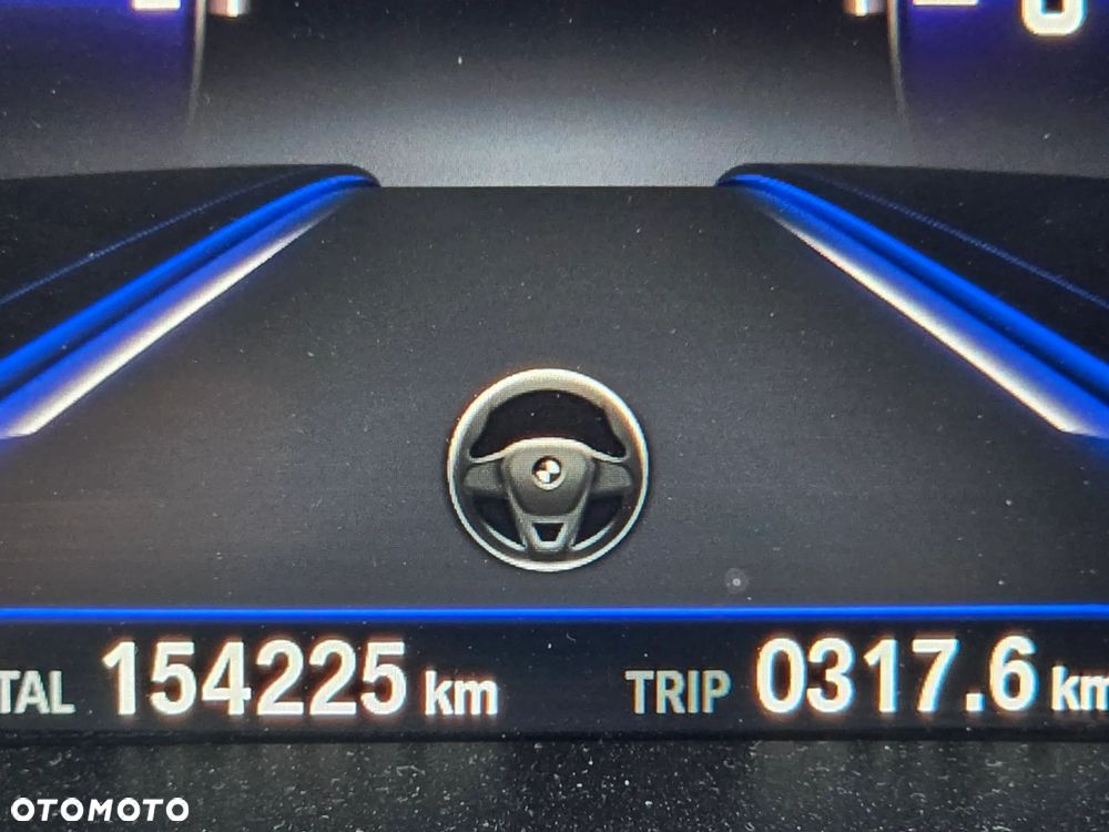 BMW Seria 5 520d xDrive M Sport sport - 34