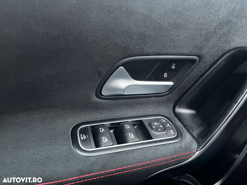 Mercedes-Benz A 220 4Matic 7G-DCT AMG Line - 19