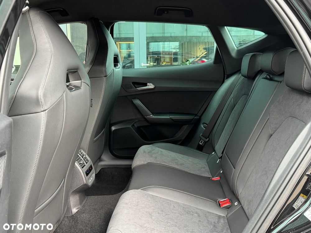 Cupra Formentor 1.5 eTSI mHEV DSG - 36