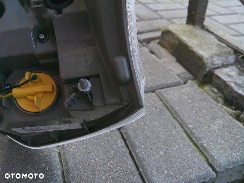 MITSUBISHI OUTLANDER III 12-15 LAMPA LEWA TYLNA LED ORYGINAŁ - 4