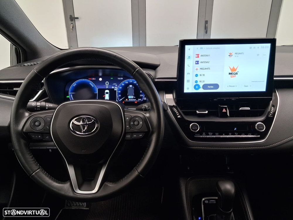 Toyota Corolla Touring Sports 1.8 Hybrid Comfort Plus - 19