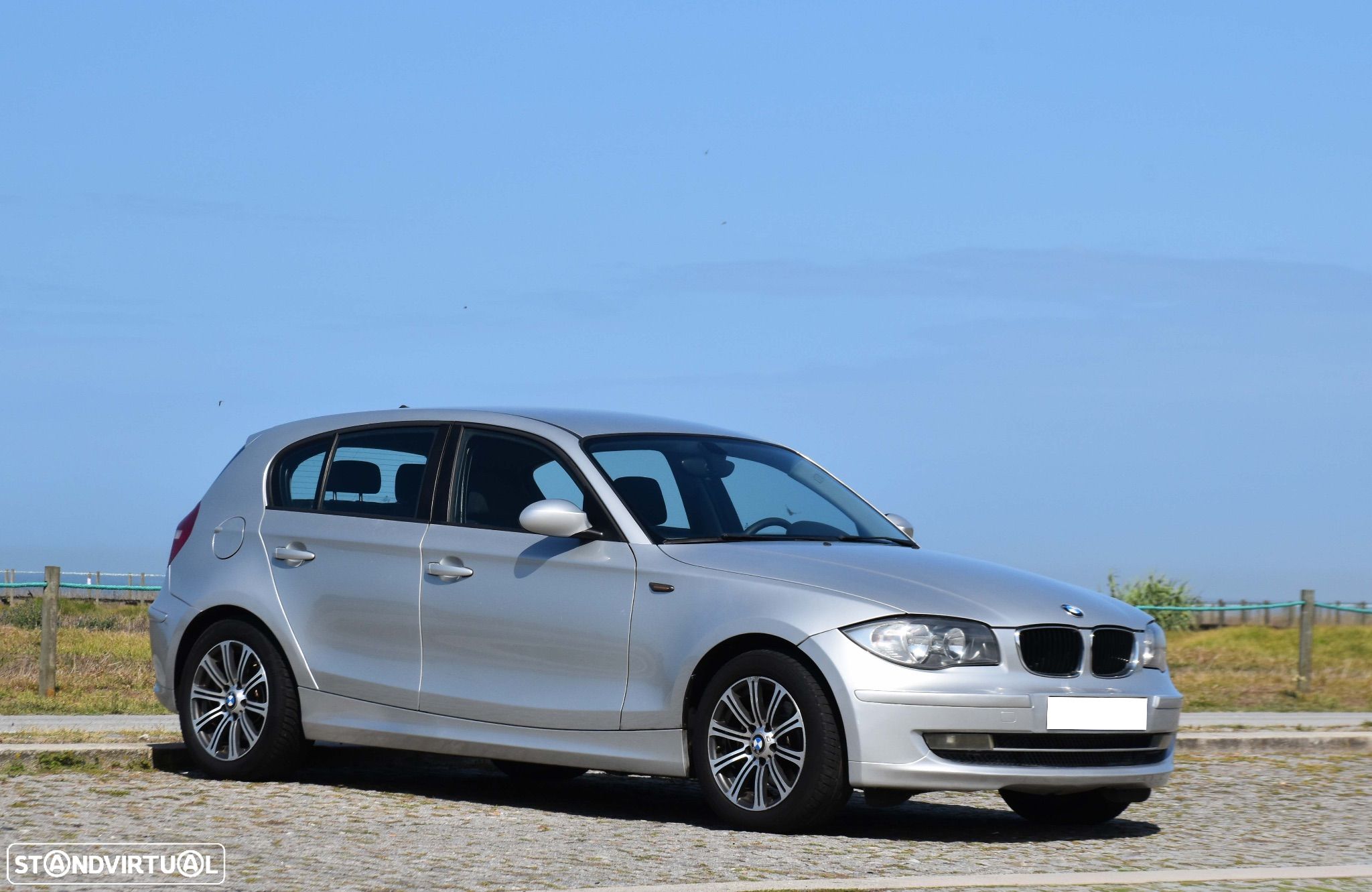 BMW 118 d Sport Line - 1