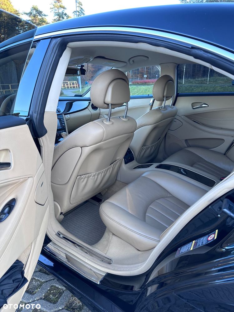 Mercedes-Benz CLS - 16