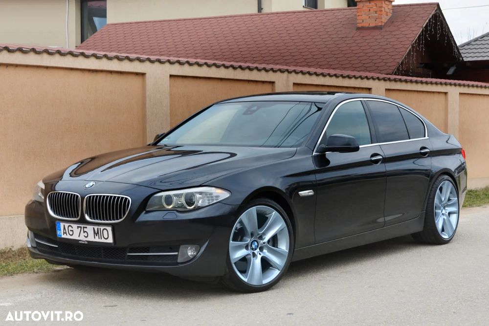 BMW Seria 5 520d xDrive - 2