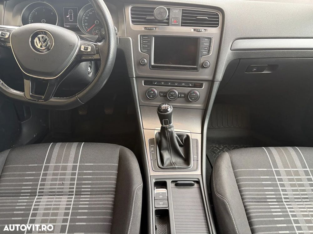 Volkswagen Golf 2.0 TDI SCR Highline - 20