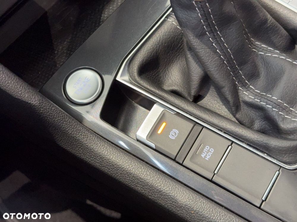 Volkswagen Tiguan Allspace 2.0 TDI 4Mot R-Line DSG - 29