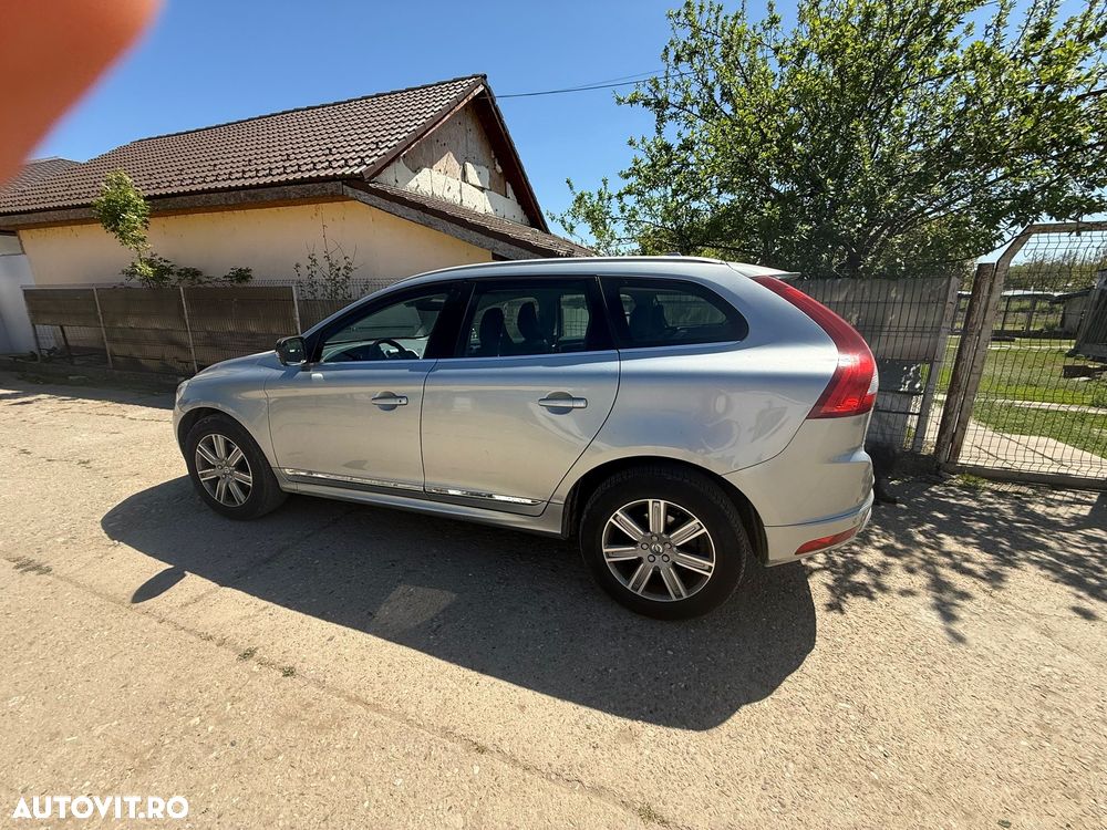 Volvo XC 60 D5 AWD Inscription - 4
