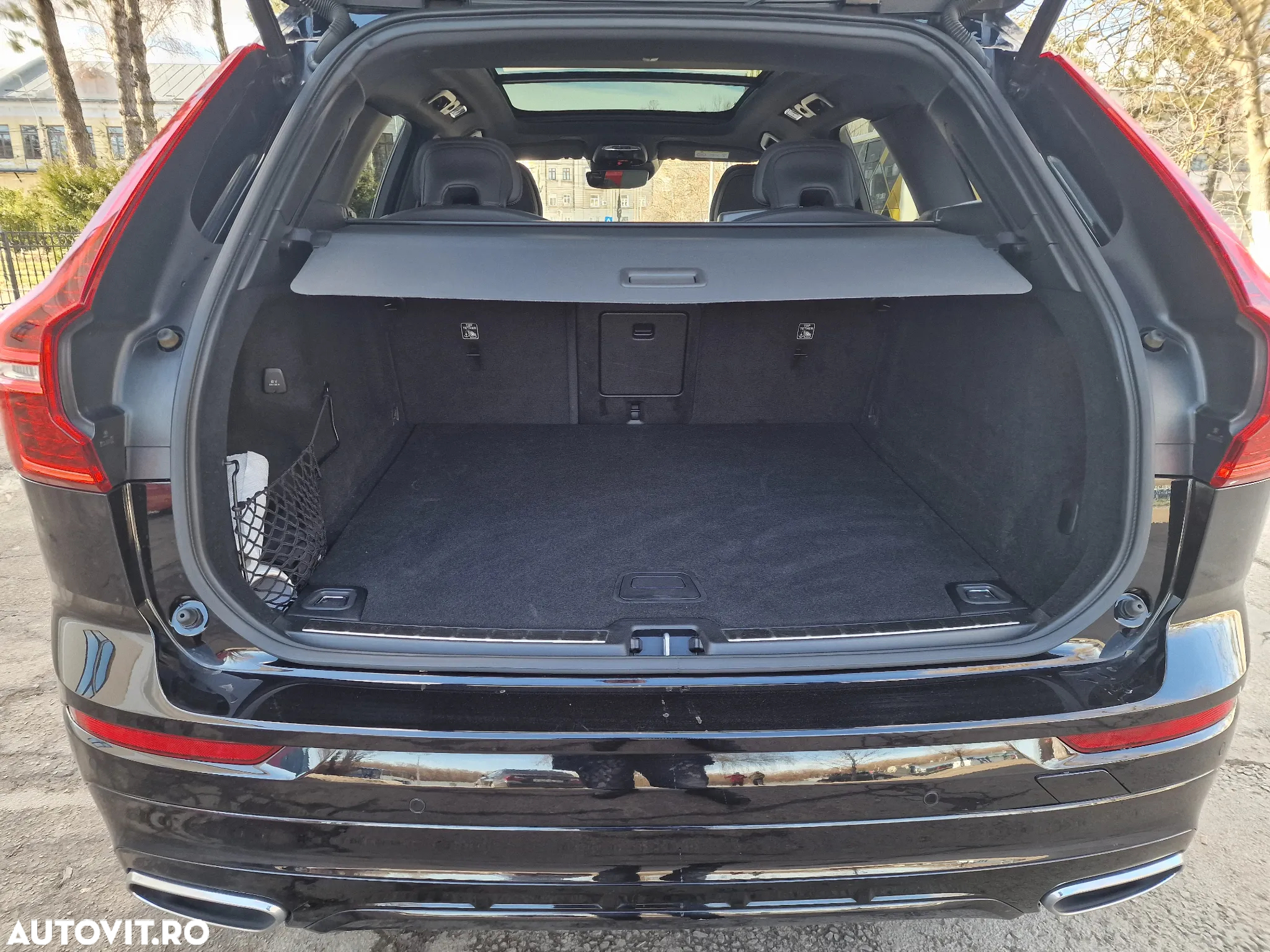 Volvo XC 60 D4 AWD Geartronic RDesign - 15