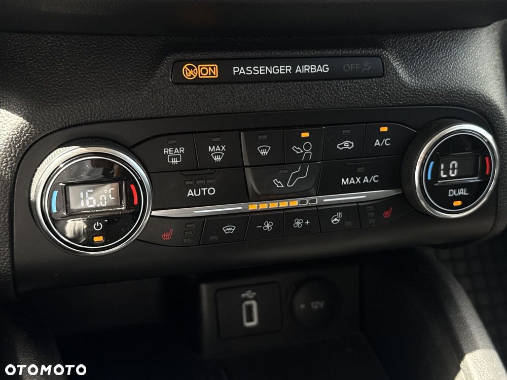 Ford Focus - 22