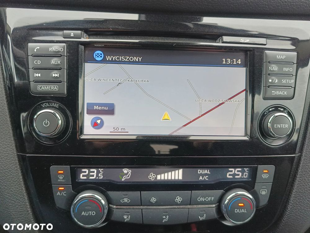 Nissan Qashqai 1.2 DIG-T N-Connecta EU6 - 13