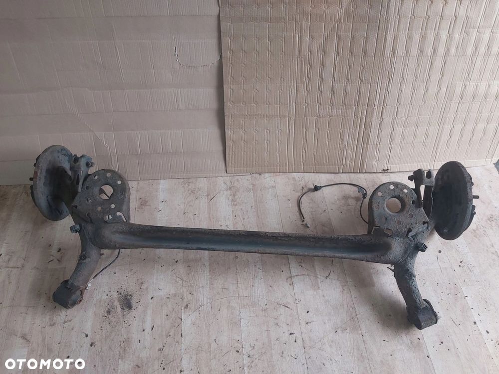 Toyota VERSO S belka zawieszenia tył - 5