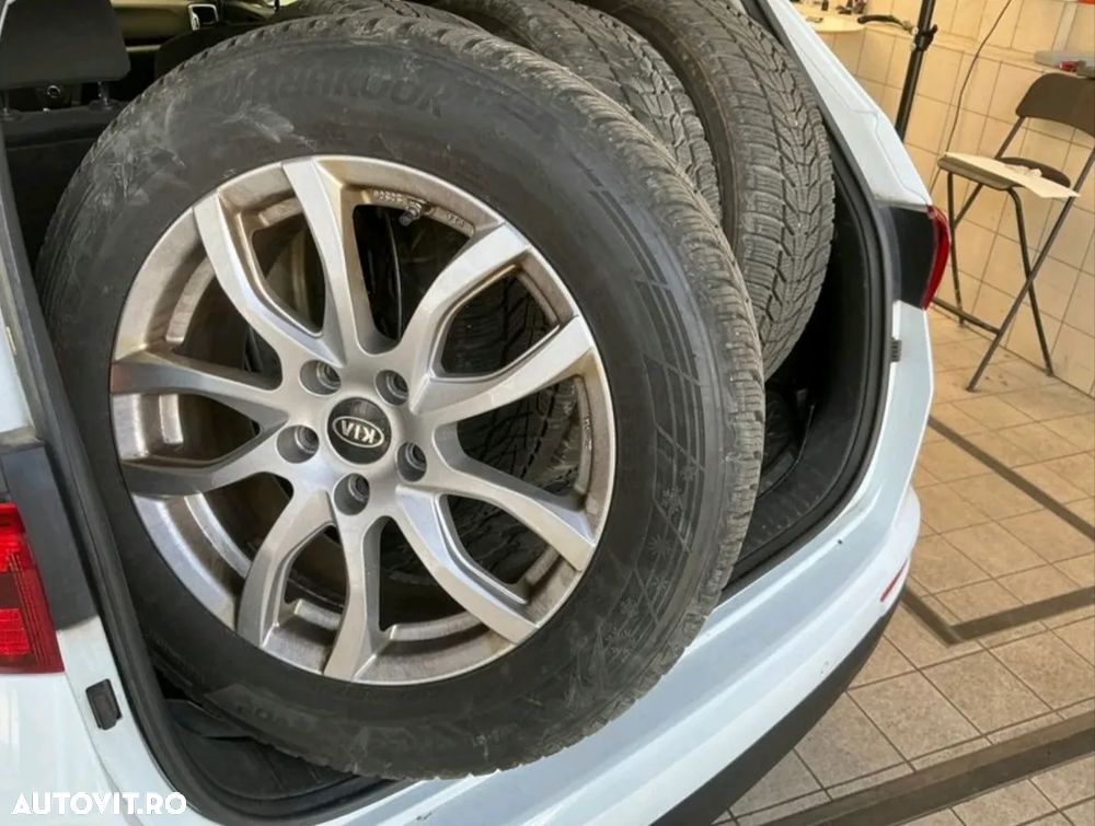 Kia Sportage 2.0 CRDI 4WD Vision - 6