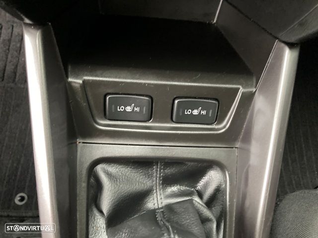 Suzuki Vitara 1.4 Boosterjet Hybrid Club - 25