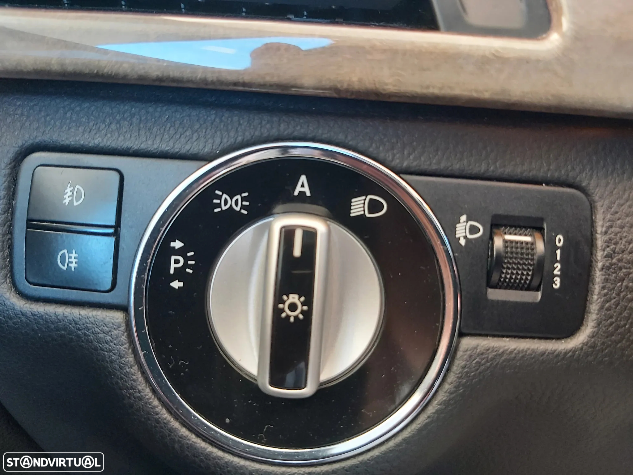 Mercedes-Benz E 350 CDi Elegance BlueEfficiency - 51