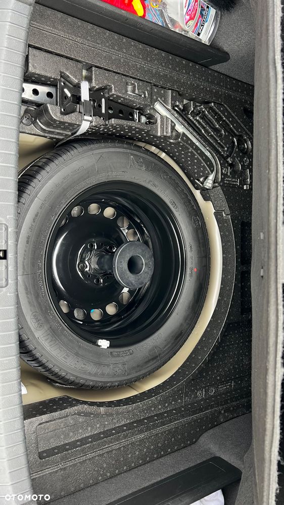 Volkswagen Passat 2.0 TDI BMT Comfortline - 15