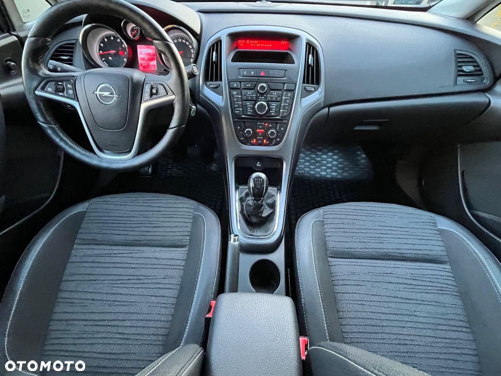 Opel Astra 1.6 Active EU6 - 29