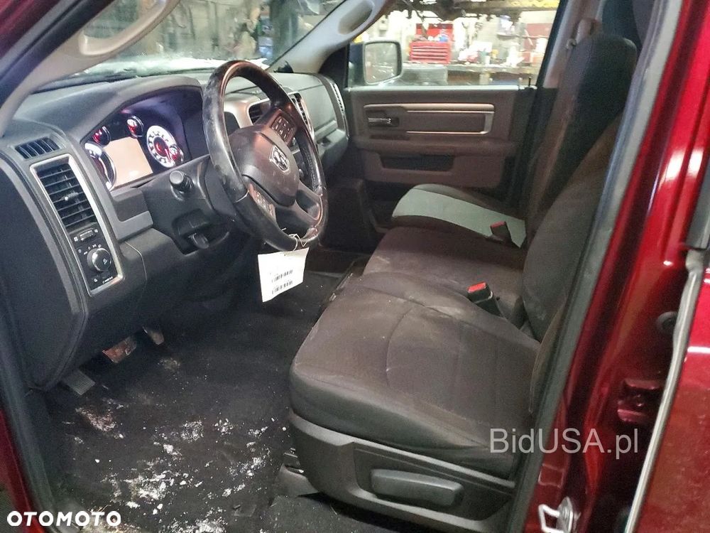 Dodge RAM 4.7 4x4 - 10