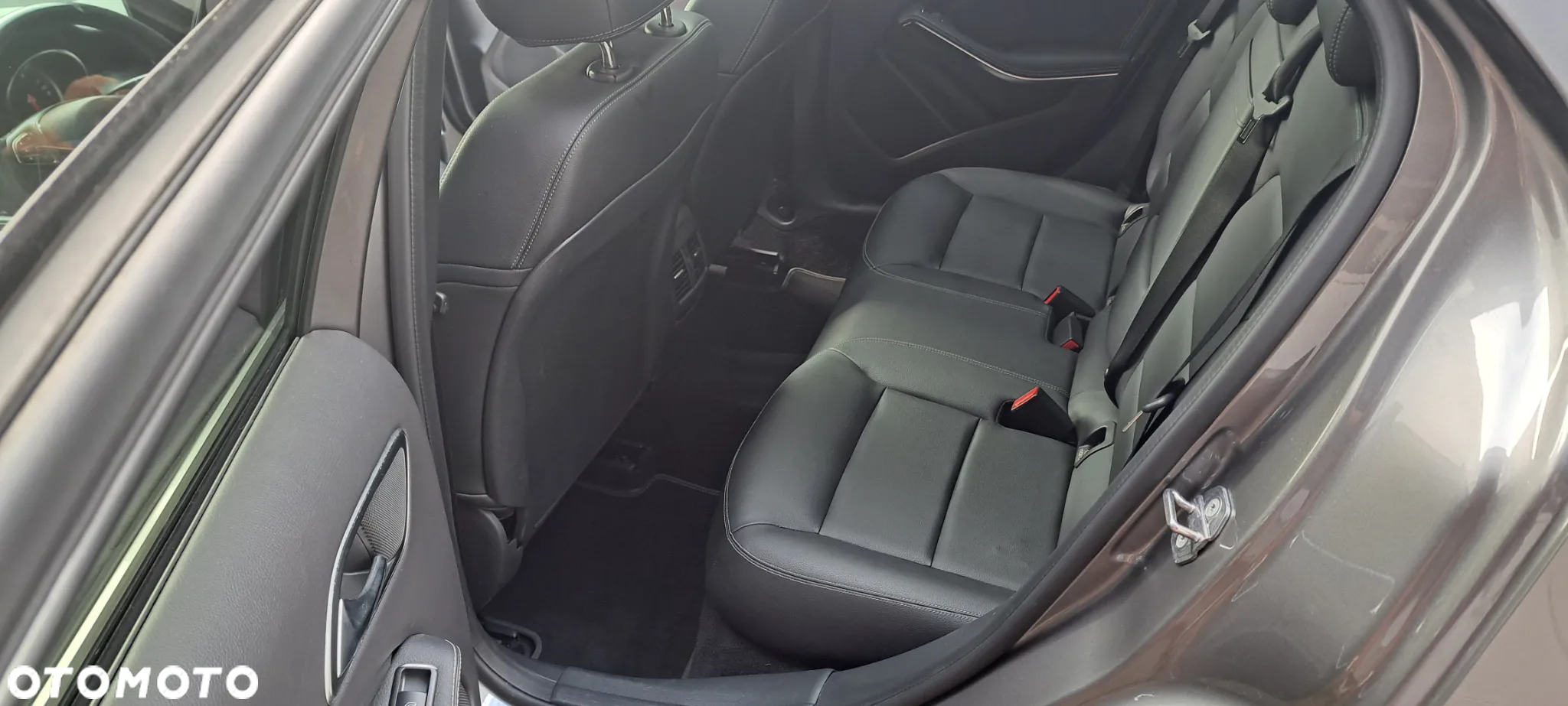 Mercedes-Benz GLA 250 7G-DCT - 33