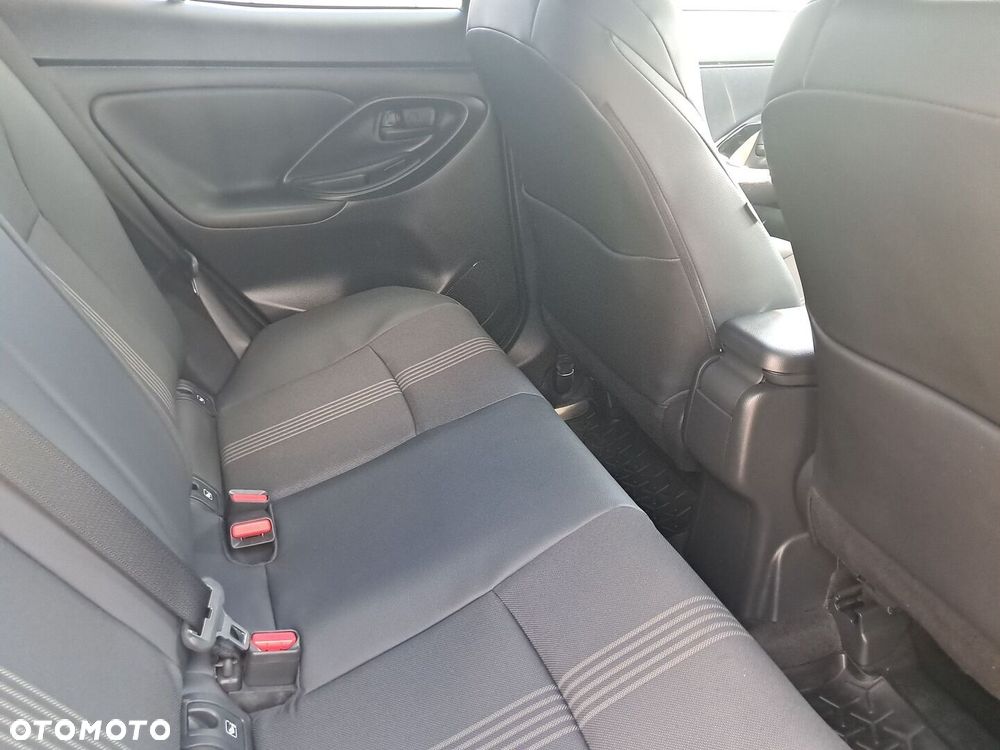 Toyota Yaris Cross Hybrid 1.5 Adventure - 11