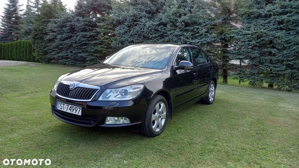 Skoda Octavia 1.6 Elegance - 1