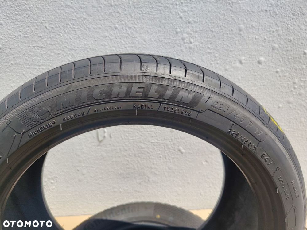 OPONA 225/45/17 225/45R17 94V MICHELIN PRIMACY 4 - 4
