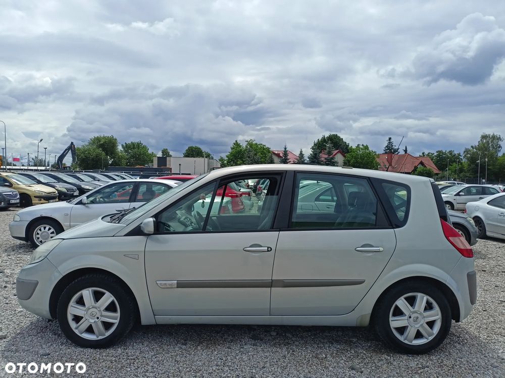 Renault Scenic - 2