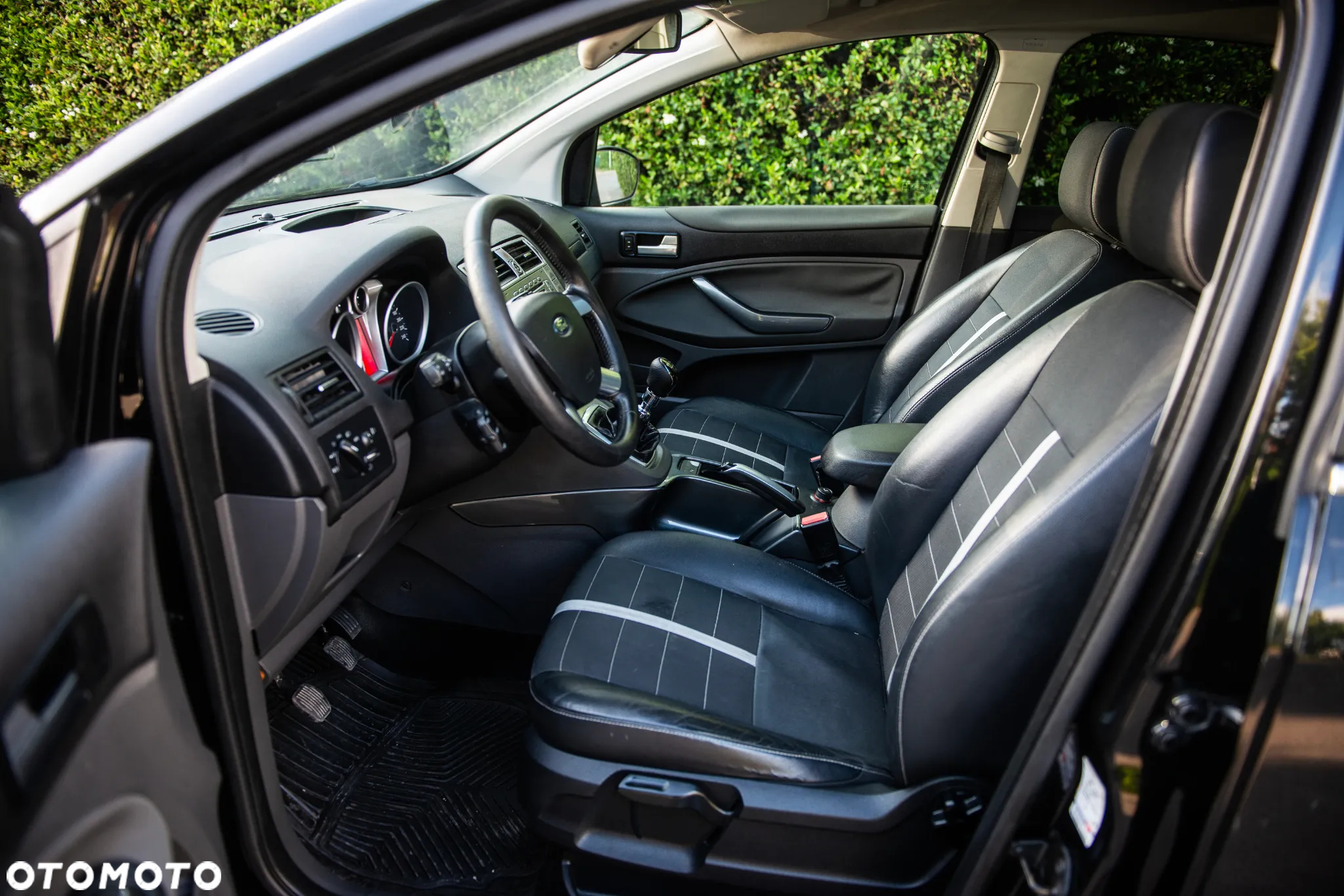 Ford Kuga 2.0 TDCi 4WD Titanium - 18
