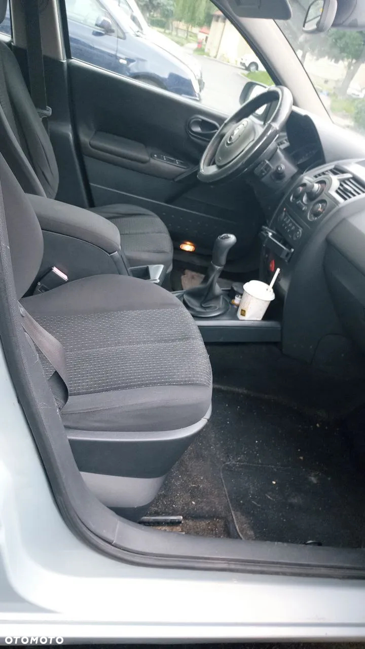 Renault Megane - 18