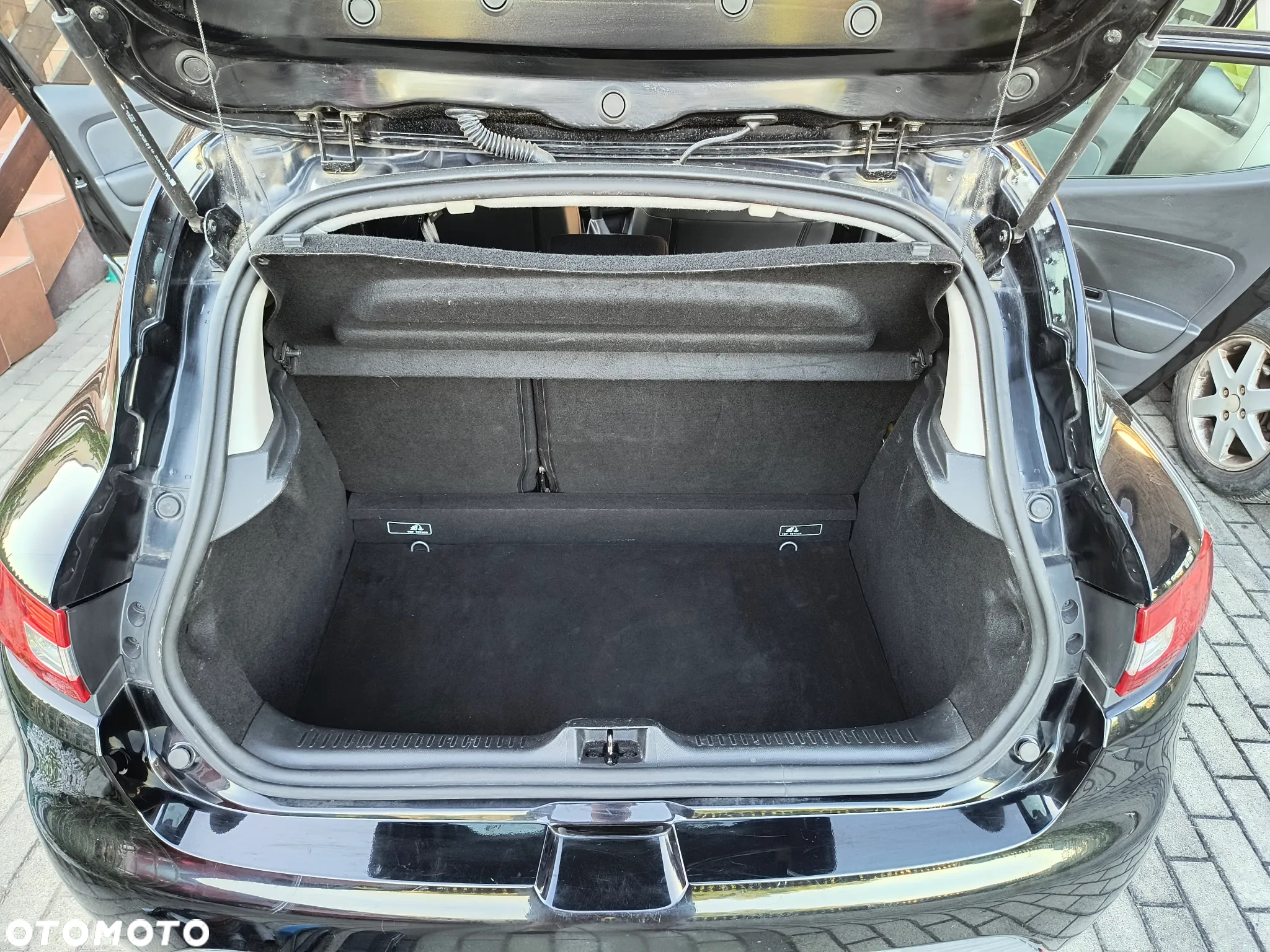 Renault Clio 1.2 16V 75 Expression - 19