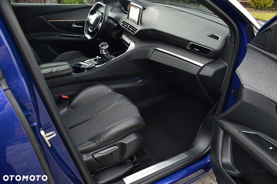Peugeot 3008 - 23