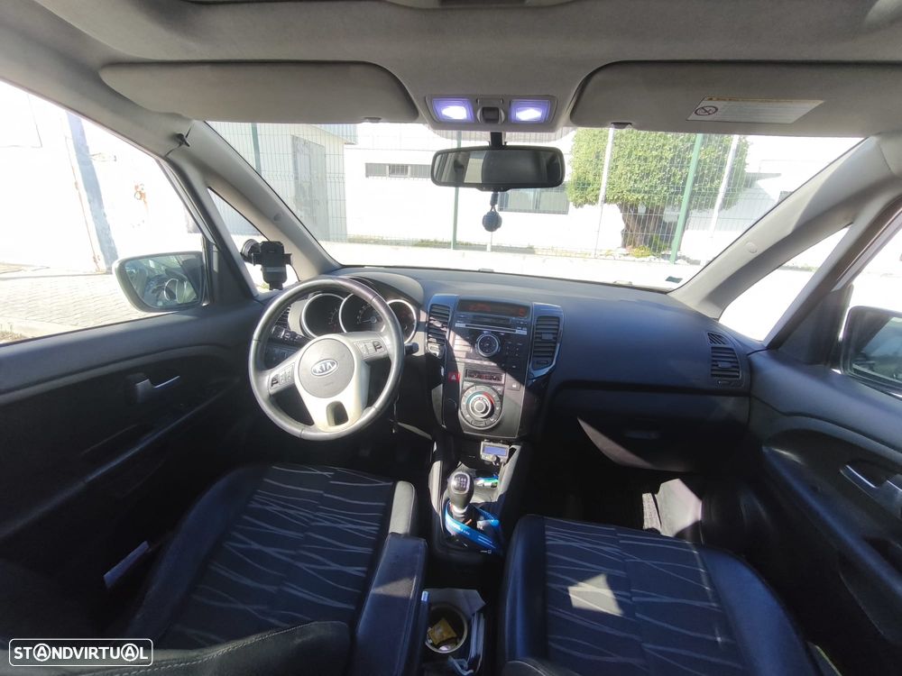 Kia Venga 1.4 CRDi TX ISG - 18