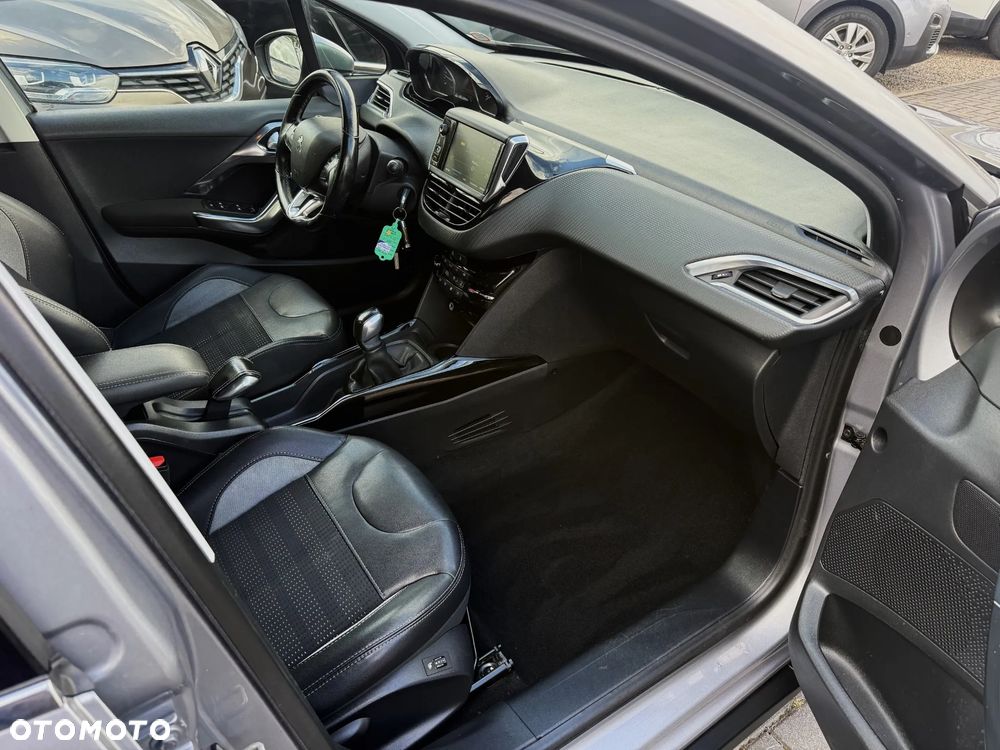 Peugeot 2008 1.6 BlueHDi Crossway - 13
