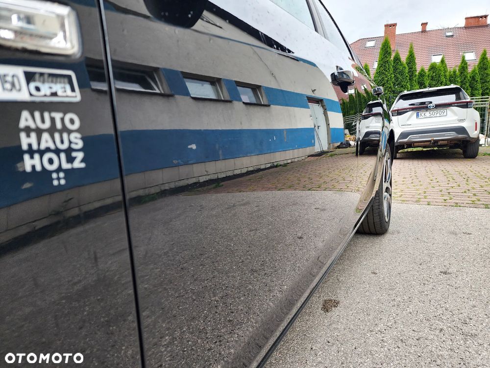 Opel Astra 1.4 Turbo 150 Jahre - 9