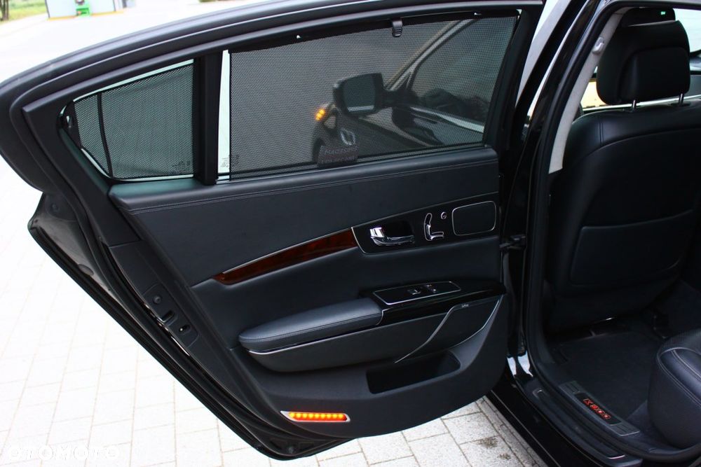 Kia K9 - 32