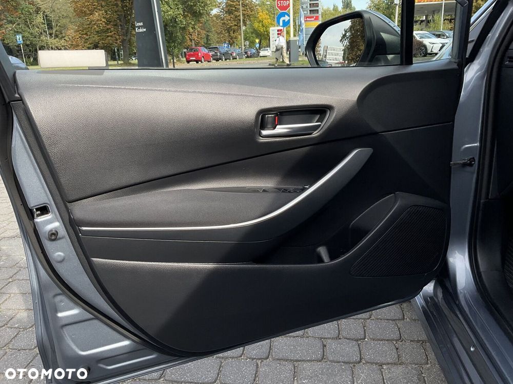 Toyota Corolla 1.8 Hybrid Comfort - 16